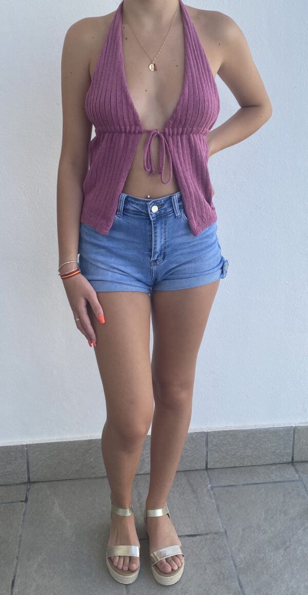 Top de Hilo en Color Buganvilla con Escote Halter