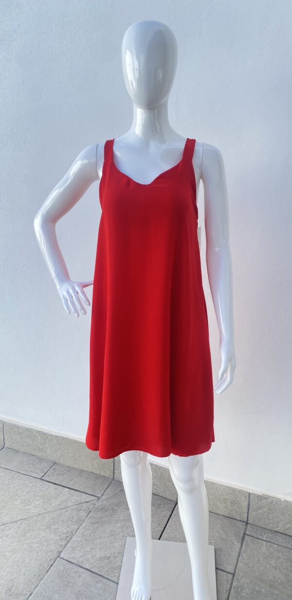 Vestido Rojo con Volantes