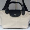 Bolso naylon gris y negro - Imagen 3