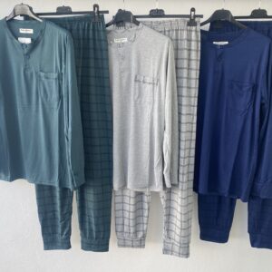 Pijama fino para hombre en varios colores