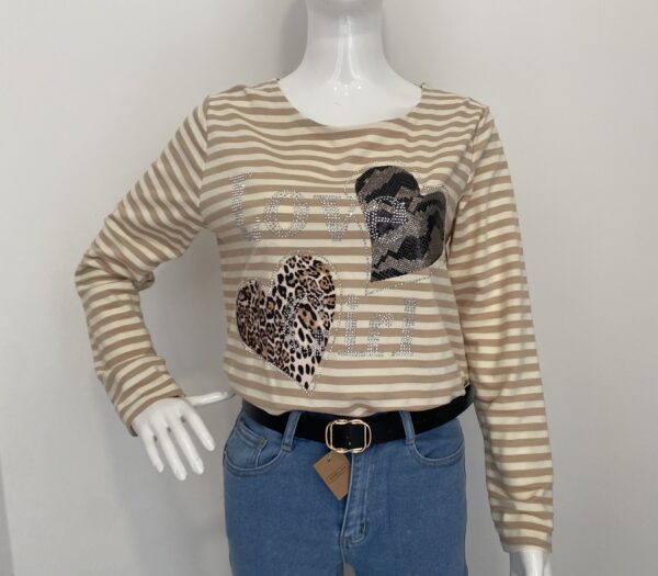 Camiseta rayas corazones - Imagen 4