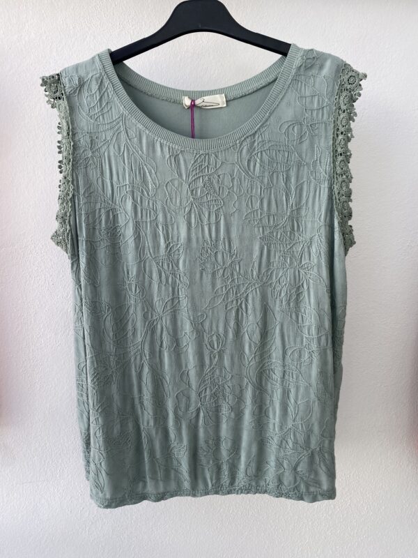 Camiseta bordado